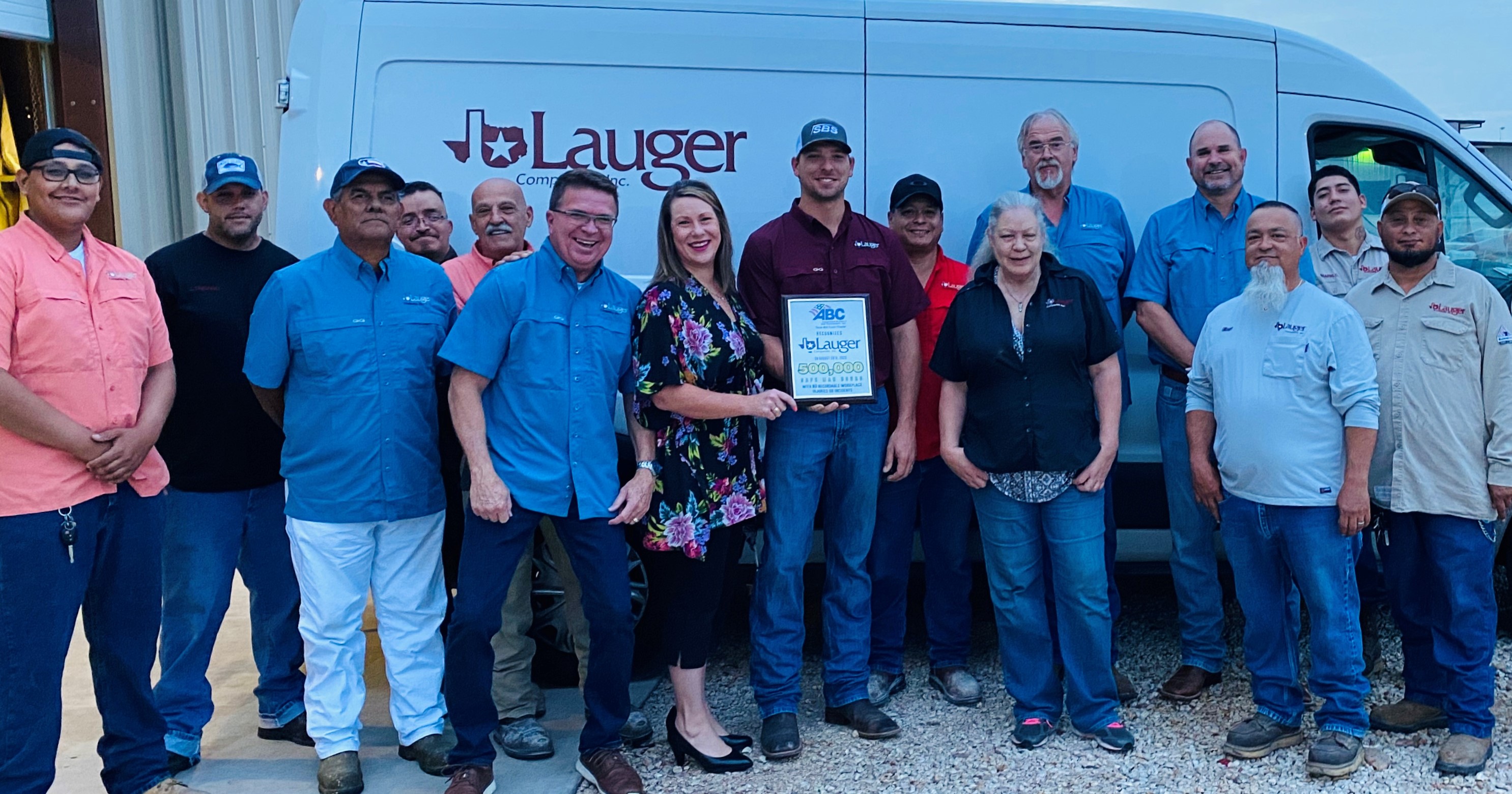 September 2020 - The Team Accepting an Award for Achieving 500,000 Safe Man Hours without a Recordable Incident or Injury